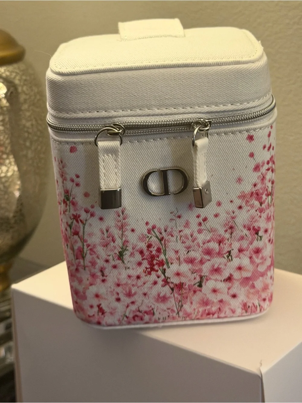 Made for Dior White Floral Pink Cosmetic Vanity Case NIB GWP